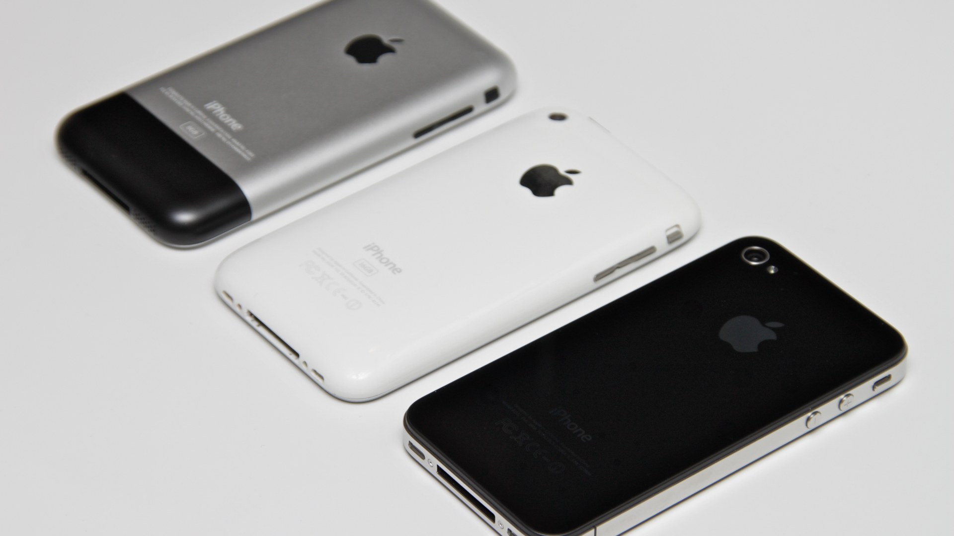 From iPhone 3G to iPhone 17: The Best-Selling iPhones Ever