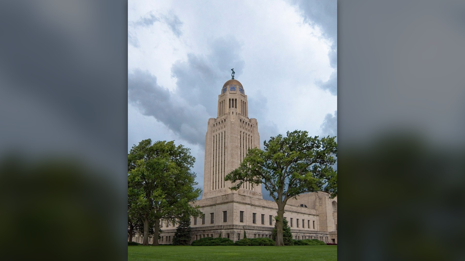 Towering Art Deco skyscraper capitol building of the Nebraska State Capitol in Lincoln, Nebraska.