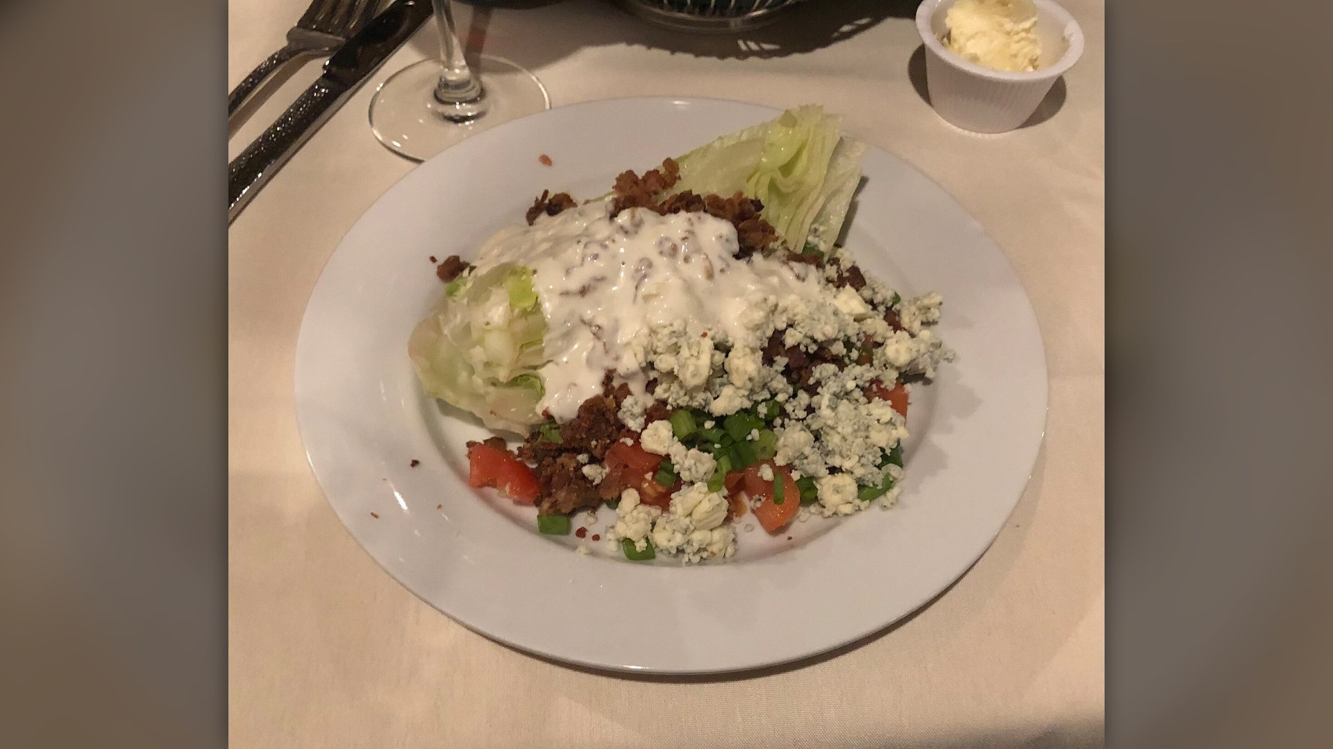Blue cheese wedge salad with tomatoes