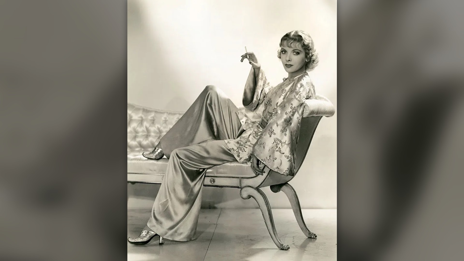 5. Women Wearing Wide-Leg Trousers In Public