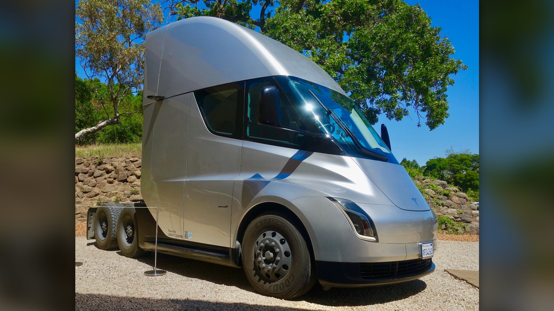 4. Tesla Semi Class 8 Hauler