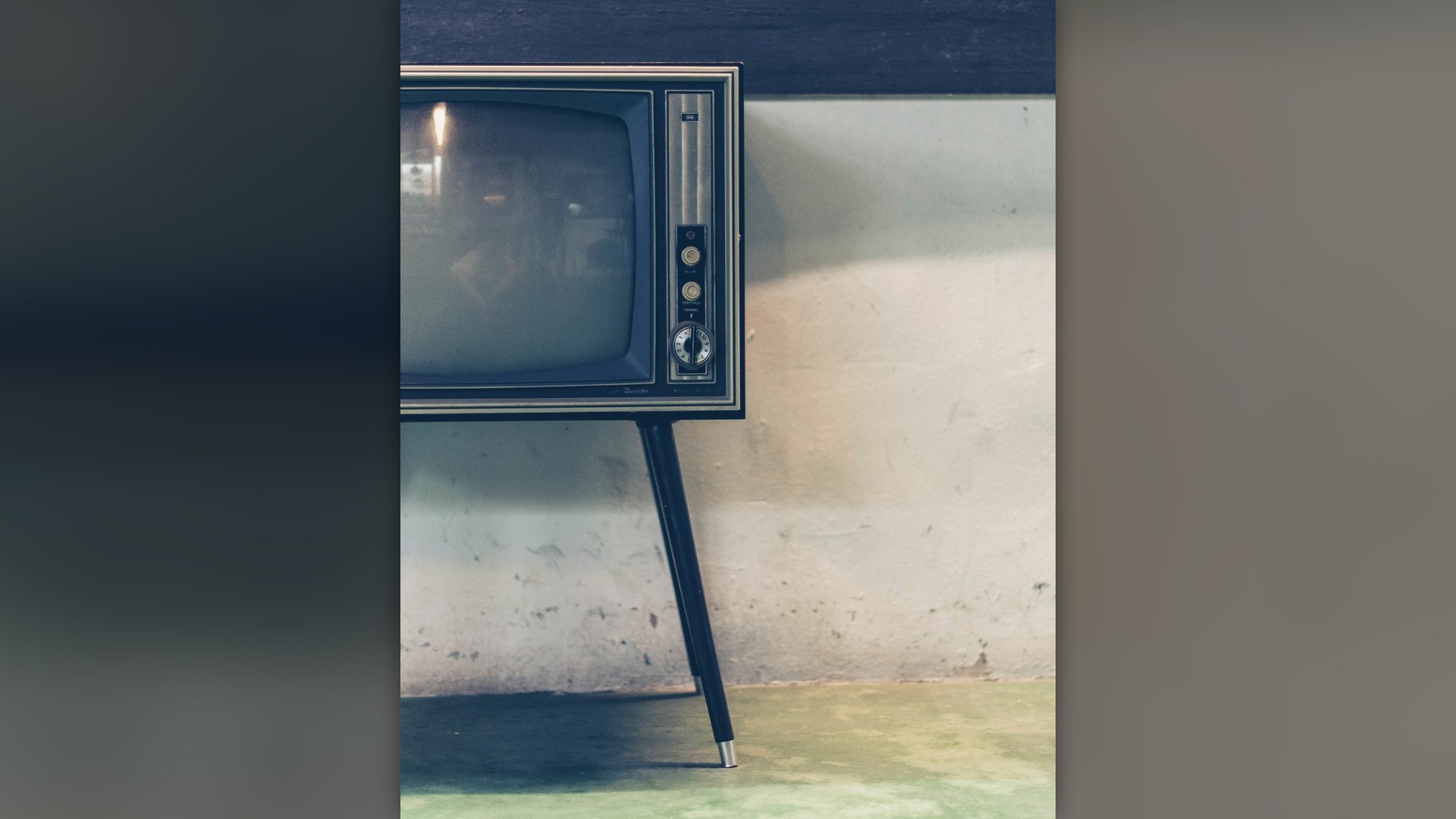 6. Watching Scheduled Prime-Time TV Together