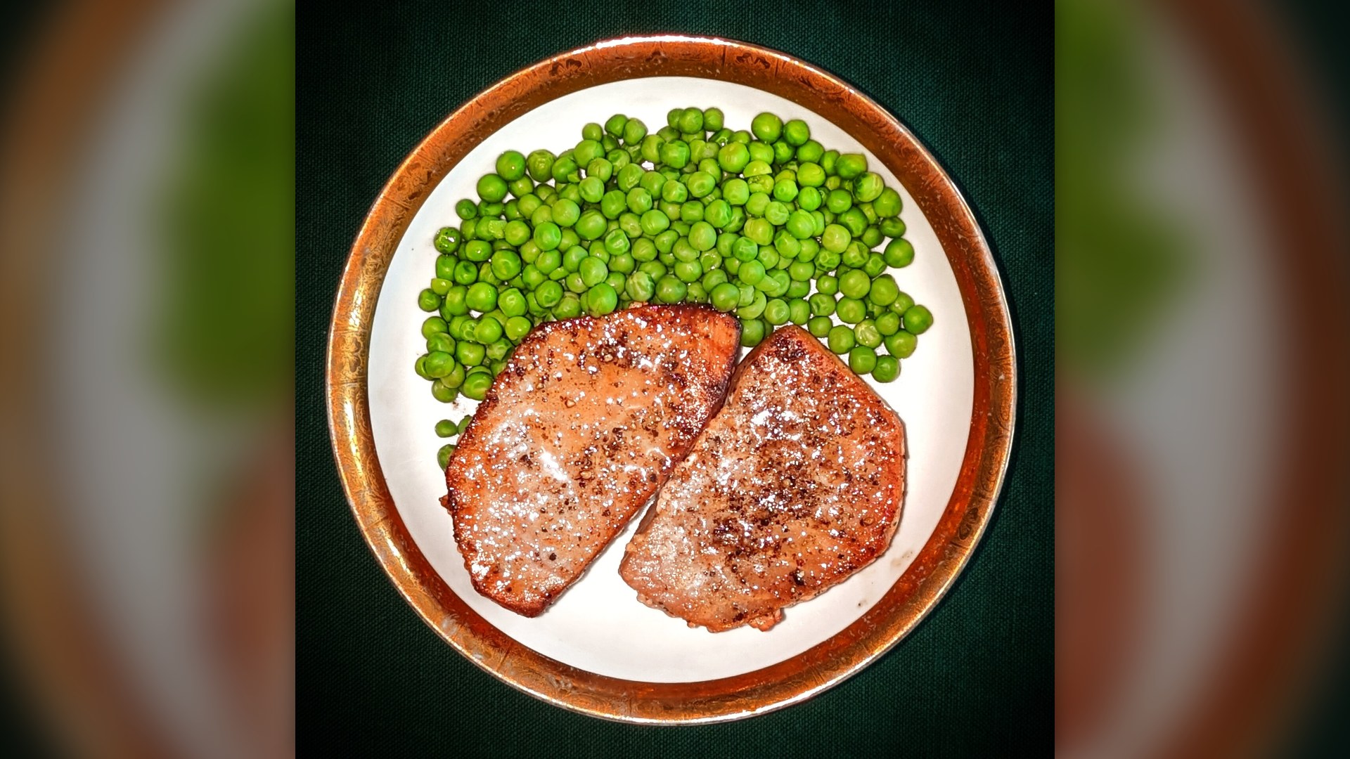 Grilled tuna steak plate delivering ultra-pure protein for muscle synthesis