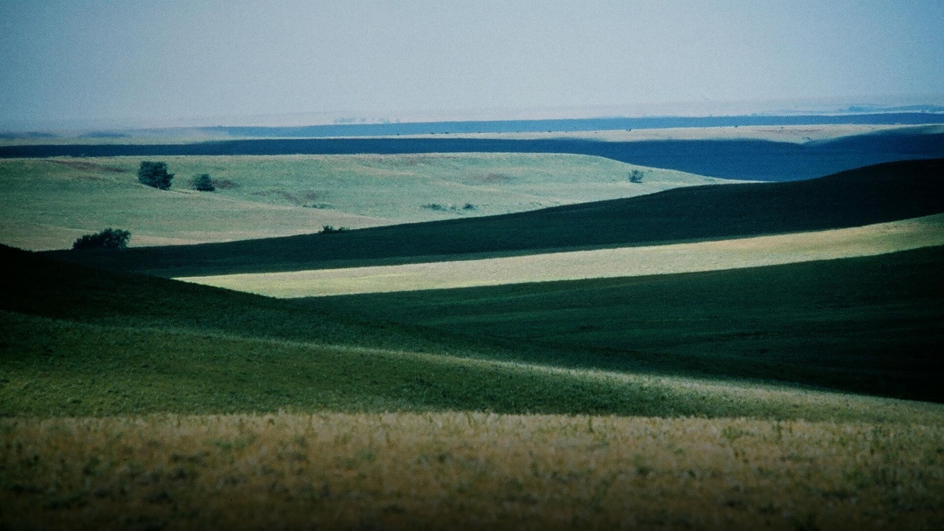Scenic view of Kansas representing retirement affordability.