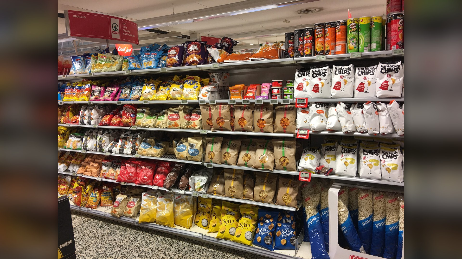 14. Single-Serve Snack Packs & Chips