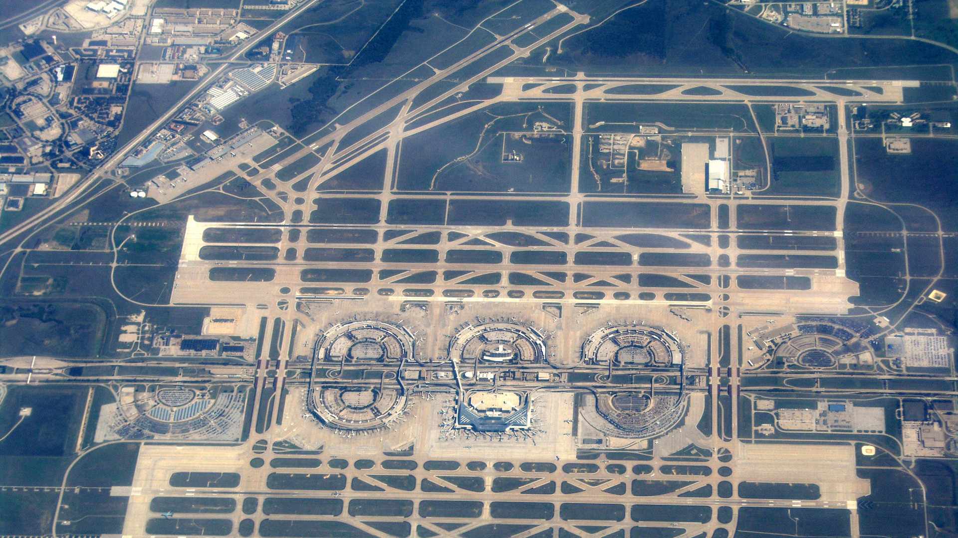 5. Dallas/Fort Worth - 69.6 Sq Km