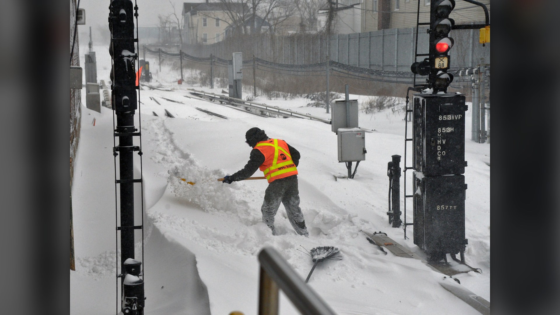 #9 Pre-Treating Driveways With Rock Salt & De-Icer