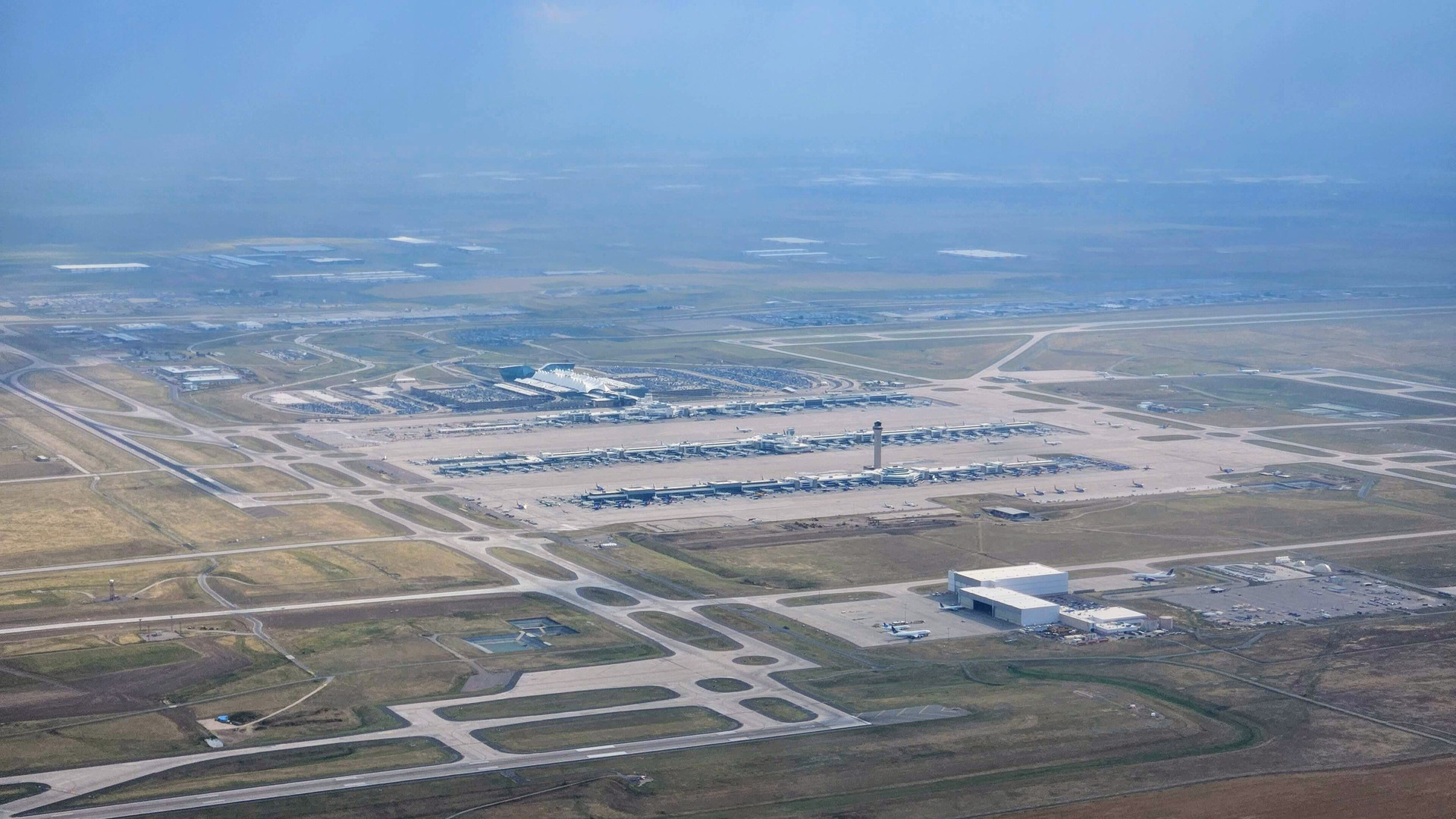 2. Denver International - 135.7 Km