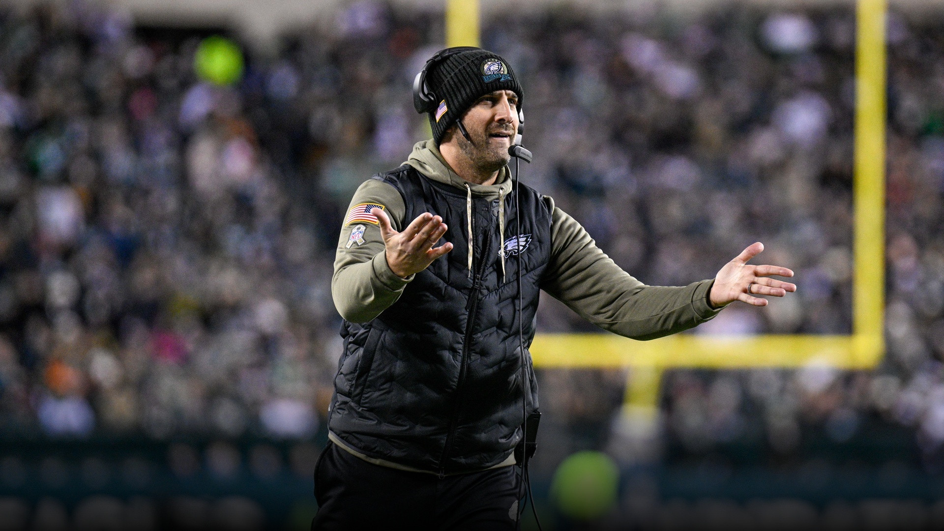 Philadelphia Eagles head coach Nick Sirianni on the sideline.