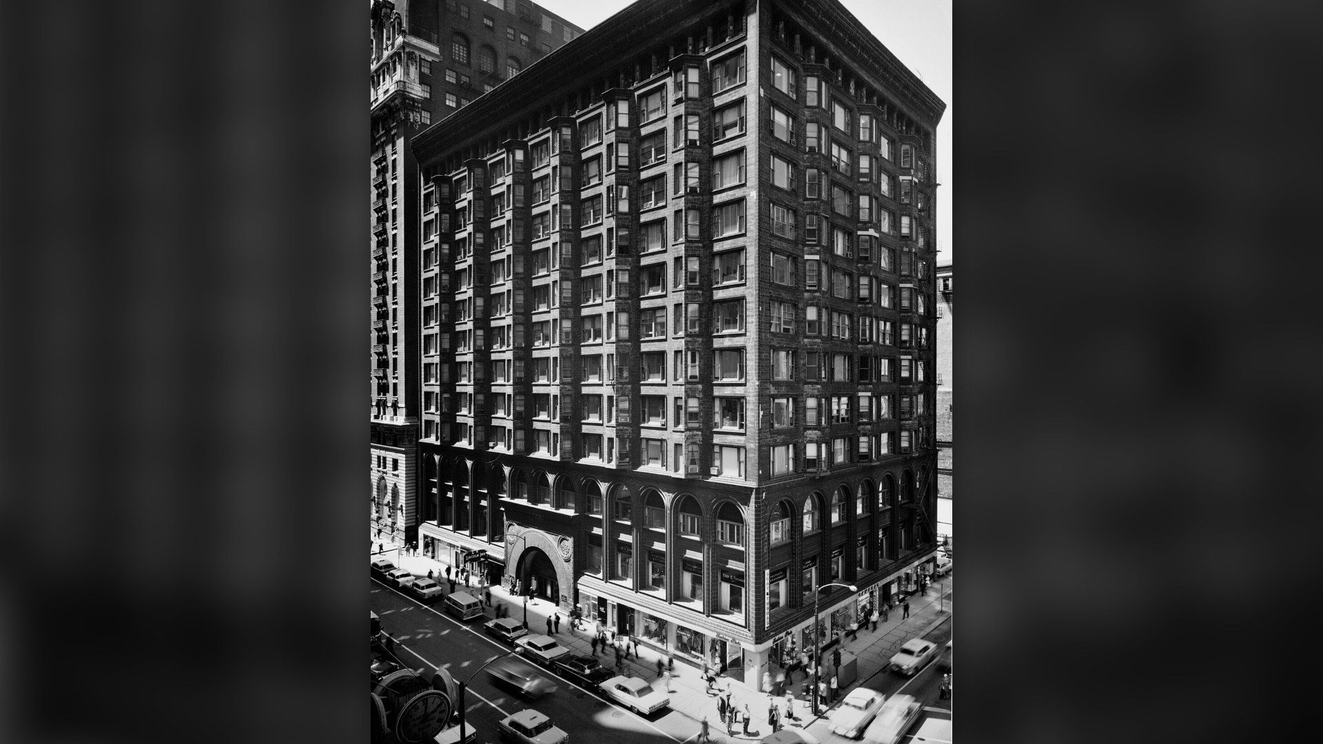 8. Chicago Stock Exchange Building