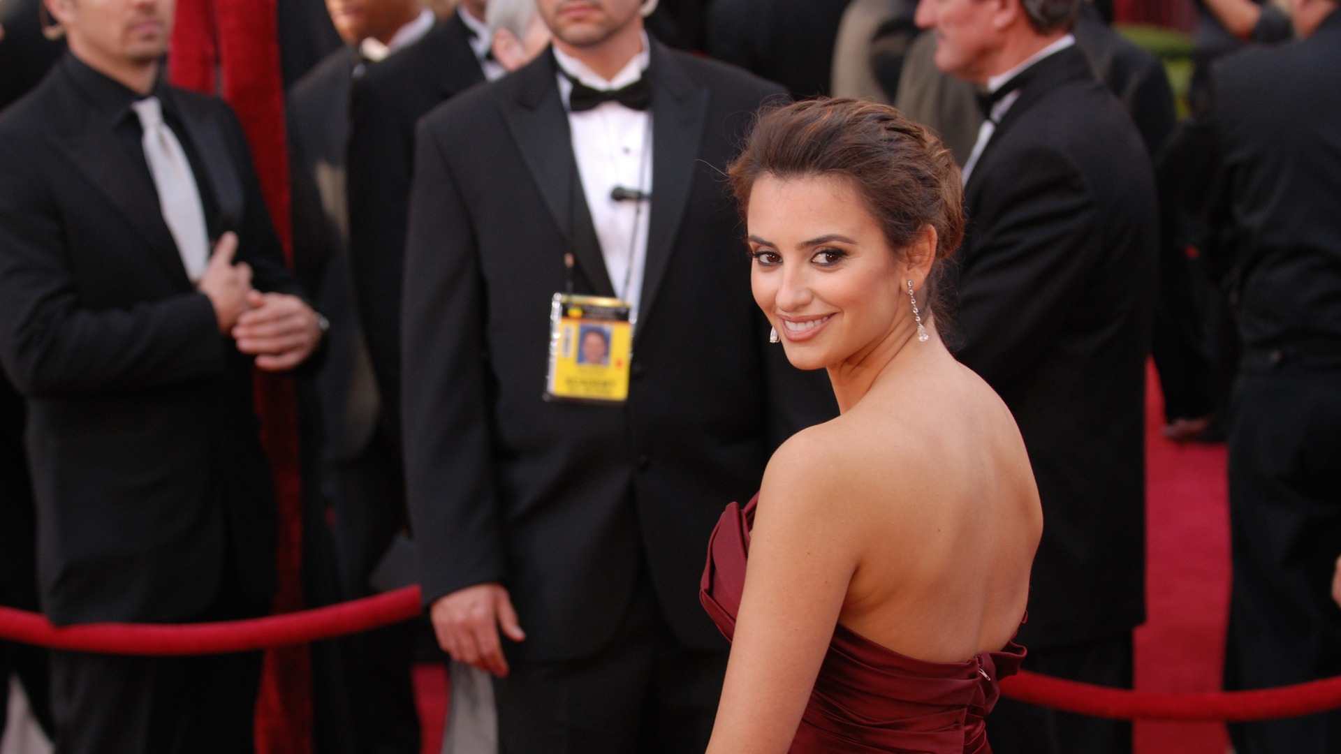 Spanish actress Penélope Cruz in an elegant gown at the Academy Awards ceremony.