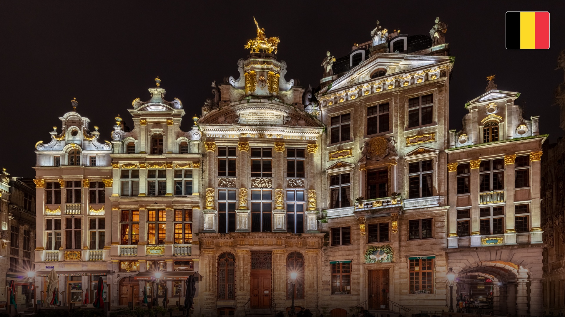 Grand-Place in Brussels featuring ornate Baroque and Gothic guildhalls and the central square.
